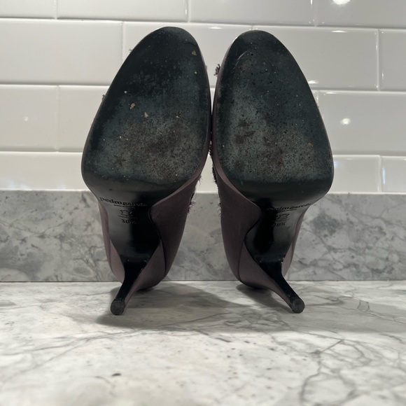 Pedro Gracia Satin Dannie Pumps in Charcoal Gray | Size 8.5/38.5 - Picture 8 of 10